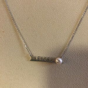 Vantel Pearls Blessed necklace